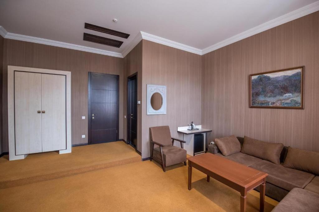 Otel Rike Park Tiflis
